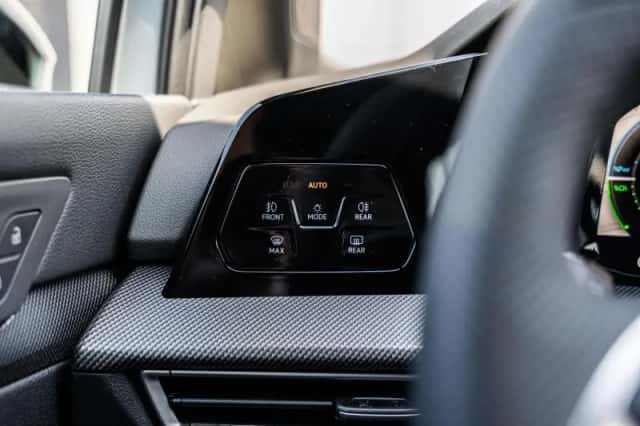 Volkswagen Golf (2025) thumbnail 34