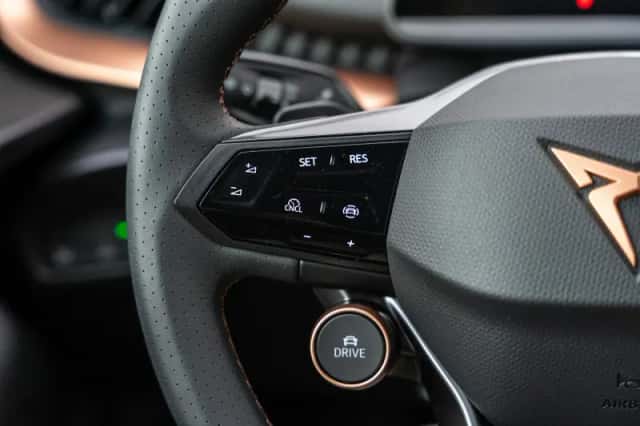 CUPRA Tavascan (2025) thumbnail 22