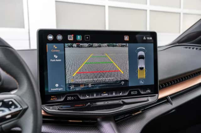CUPRA Tavascan (2025) thumbnail 25