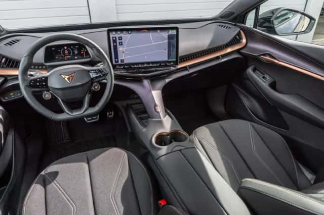 CUPRA Tavascan (2025) thumbnail 29