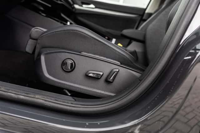 Volkswagen Golf (2026) thumbnail 15