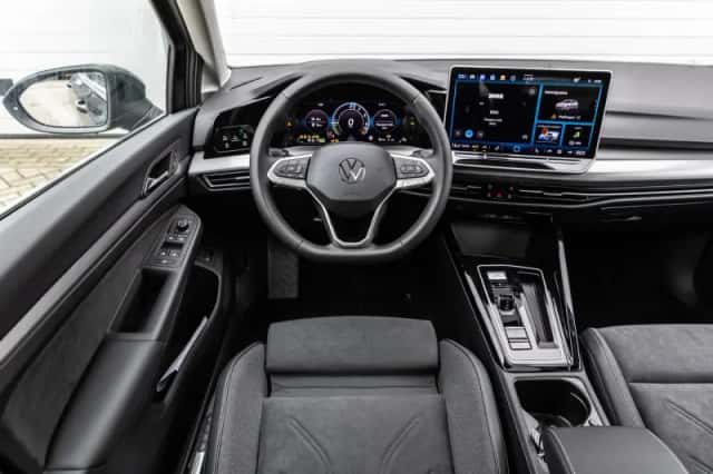 Volkswagen Golf (2026) thumbnail 20