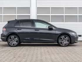 Volkswagen Golf (2026) thumbnail 3