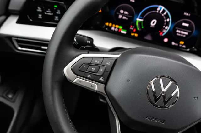 Volkswagen Golf (2026) thumbnail 42