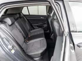 Volkswagen Golf (2026) thumbnail 6