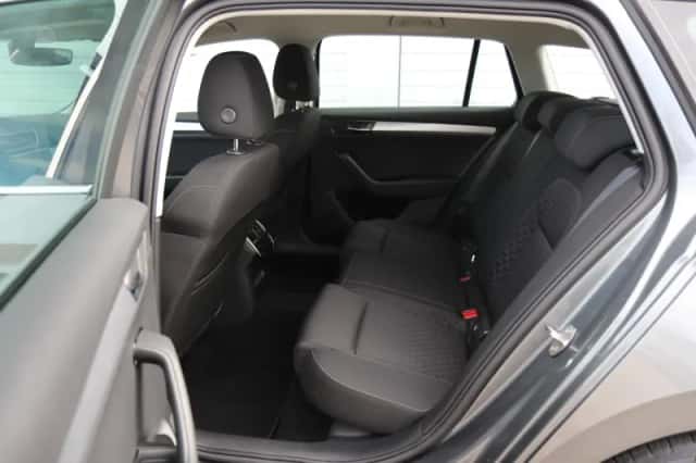 Škoda Superb (2023) thumbnail 19