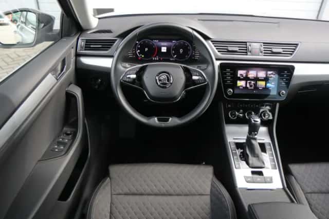 Škoda Superb (2023) thumbnail 20
