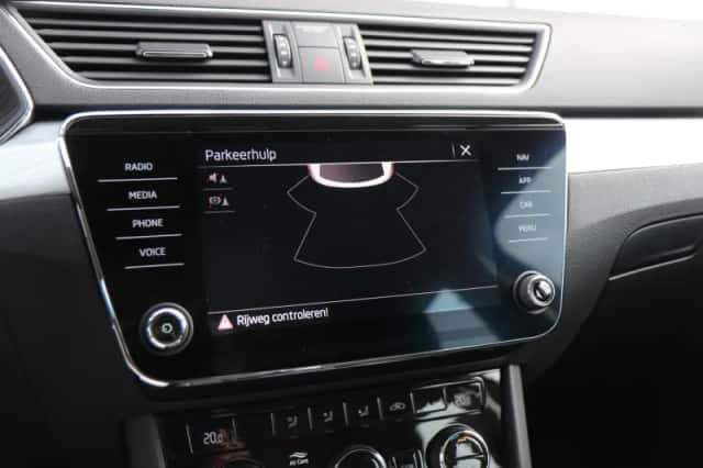 Škoda Superb (2023) thumbnail 26