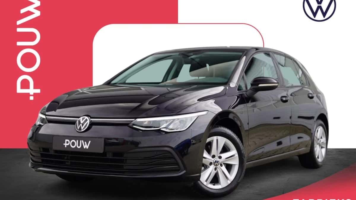 Volkswagen Golf (2023) — foto 1