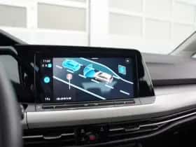 Volkswagen Golf (2023) thumbnail 34