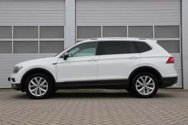 Volkswagen Tiguan (2021) thumbnail 12