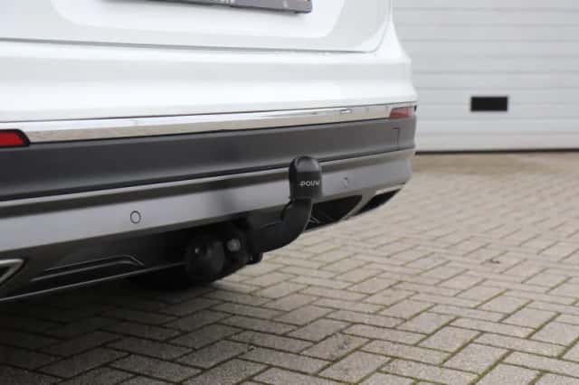 Volkswagen Tiguan (2021) thumbnail 16