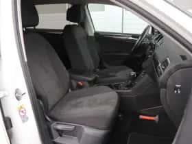 Volkswagen Tiguan (2021) thumbnail 19