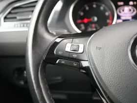 Volkswagen Tiguan (2021) thumbnail 23