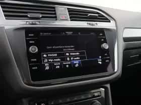 Volkswagen Tiguan (2021) thumbnail 35