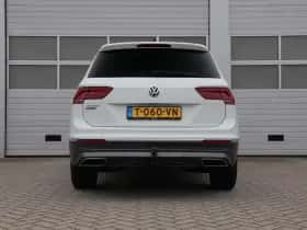 Volkswagen Tiguan (2021) thumbnail 10