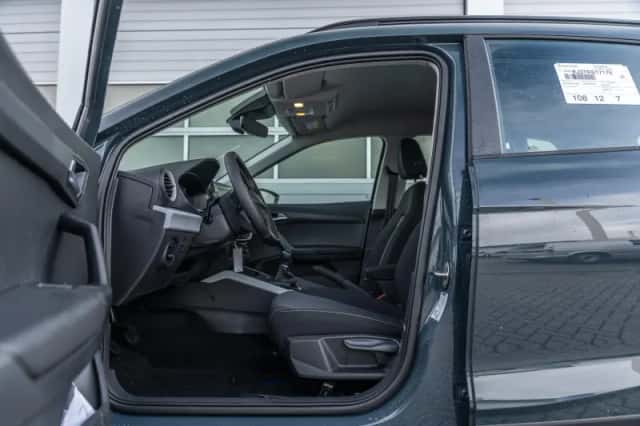 SEAT Arona (2026) thumbnail 17