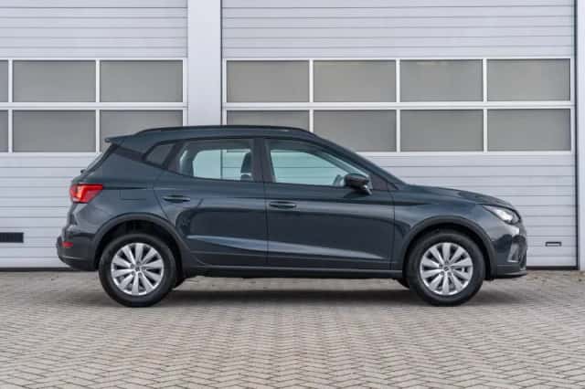 SEAT Arona (2026) thumbnail 3