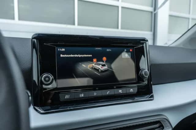 SEAT Arona (2026) thumbnail 24