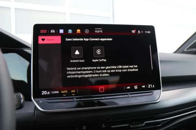 Volkswagen Golf (2025) thumbnail 24