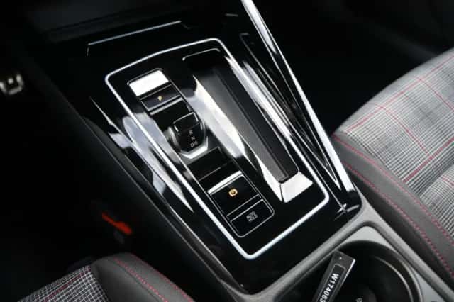Volkswagen Golf (2025) thumbnail 28