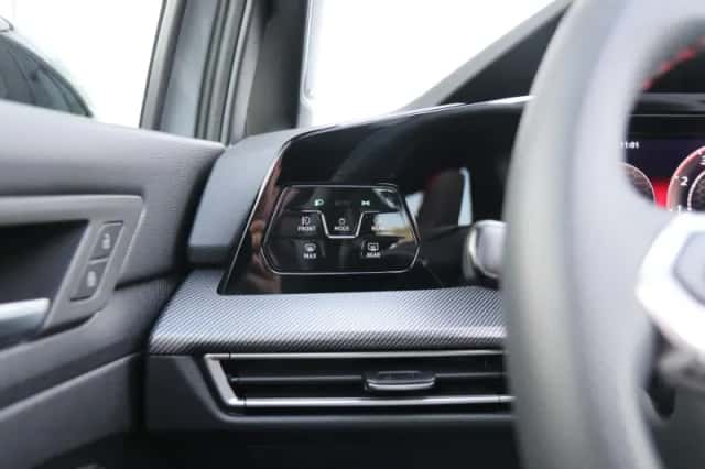 Volkswagen Golf (2025) thumbnail 38