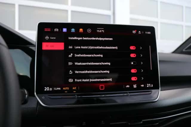 Volkswagen Golf (2025) thumbnail 43