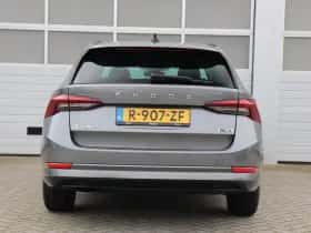 Škoda Octavia (2023) thumbnail 12
