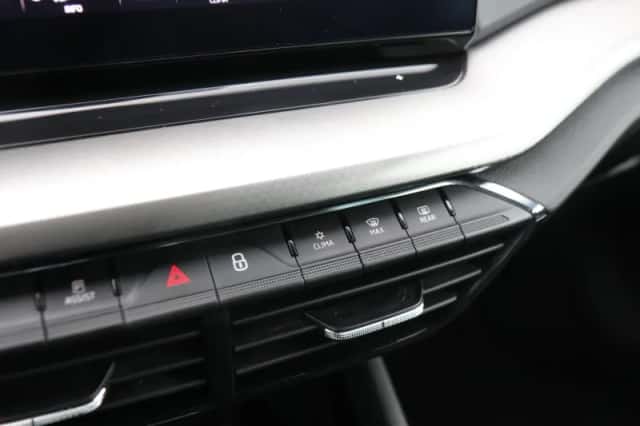Škoda Octavia (2023) thumbnail 29