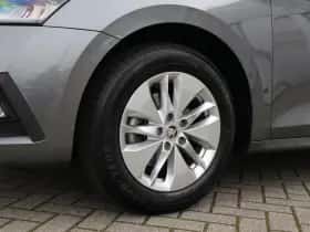 Škoda Octavia (2023) thumbnail 40