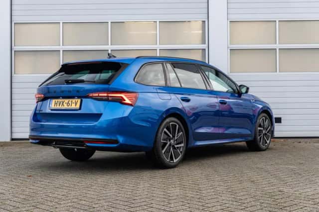 Škoda Octavia (2025) thumbnail 2