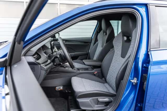 Škoda Octavia (2025) thumbnail 4