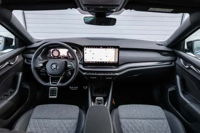Škoda Octavia (2025) thumbnail 5