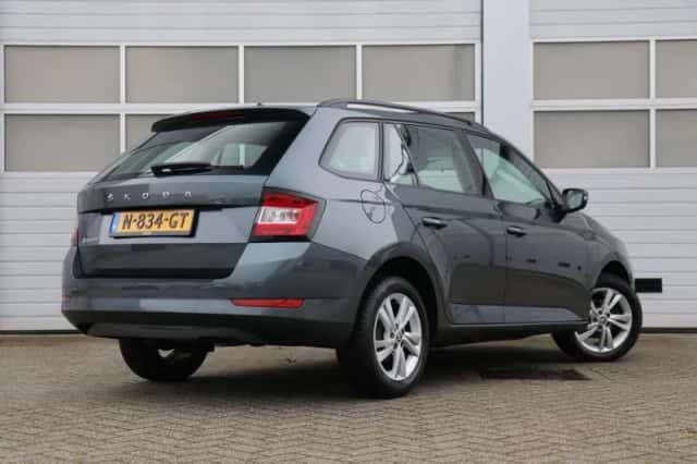 Škoda Fabia (2021) thumbnail 2