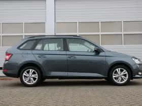 Škoda Fabia (2021) thumbnail 3