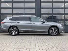 Volkswagen Passat (2025) thumbnail 3