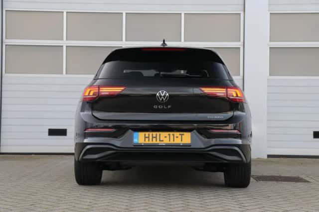 Volkswagen Golf (2025) thumbnail 12