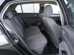Volkswagen Golf (2025) thumbnail 17