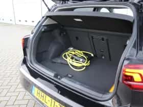 Volkswagen Golf (2025) thumbnail 18