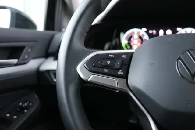 Volkswagen Golf (2025) thumbnail 22