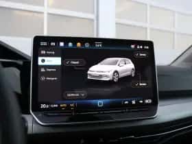 Volkswagen Golf (2025) thumbnail 38