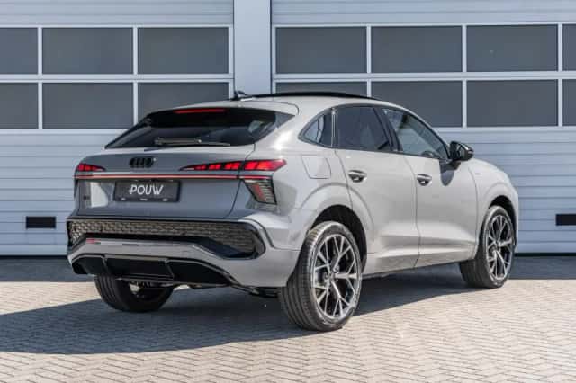 Audi Q3 (2026) thumbnail 2