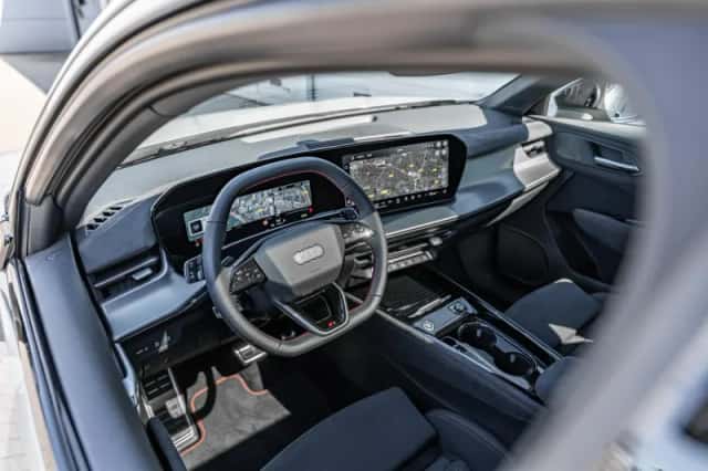 Audi Q3 (2026) thumbnail 14