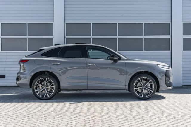 Audi Q3 (2026) thumbnail 3