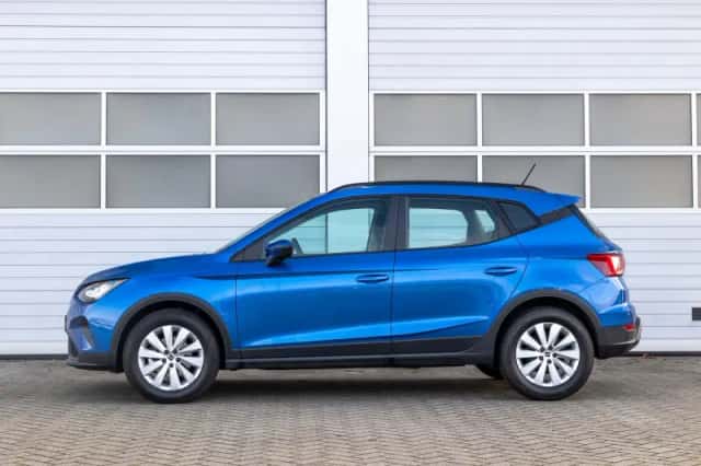 SEAT Arona (2025) thumbnail 11