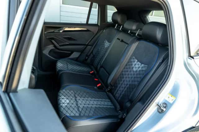 Volkswagen Tiguan (2026) thumbnail 6