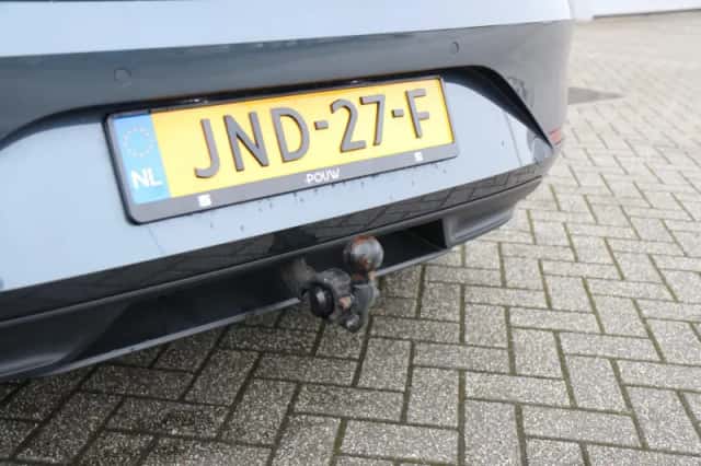 SEAT Leon (2023) thumbnail 13