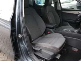 SEAT Leon (2023) thumbnail 18