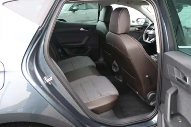 SEAT Leon (2023) thumbnail 19