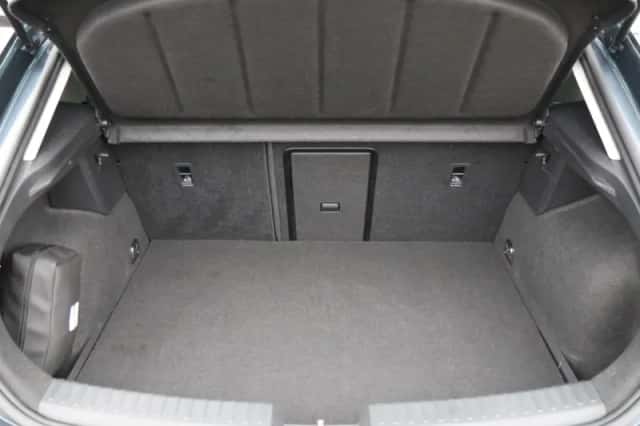 SEAT Leon (2023) thumbnail 20